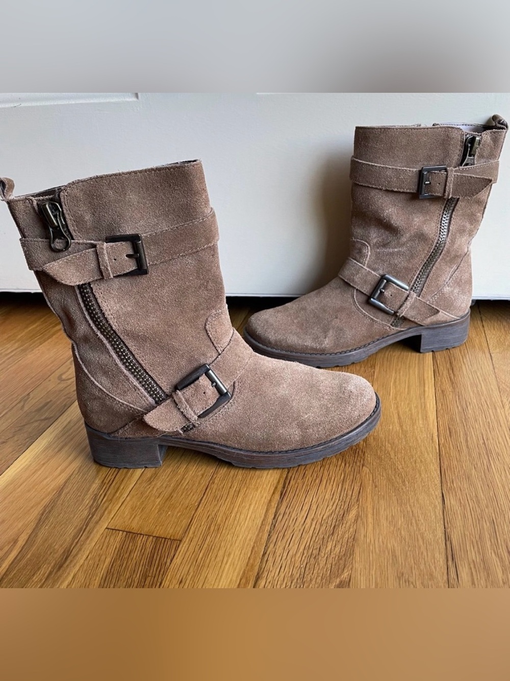 GH Bass & Co Tan Suede Side Buckle Moto Boots